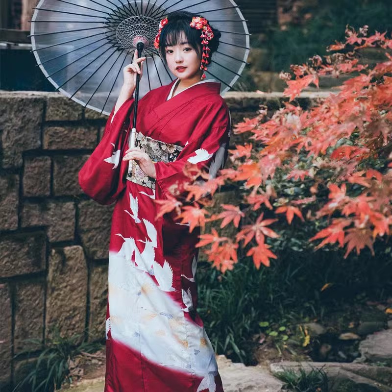 Japanese Women Formal Wear - Damskie japońskie formalne kimono w kolorze