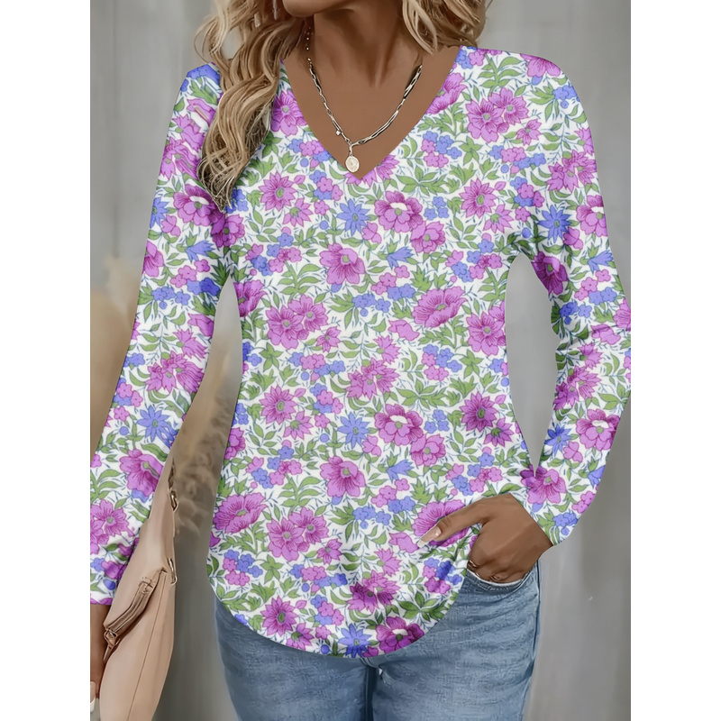 Women Formal Wear Shirts - Elegancka damska bluzka z dekoltem w