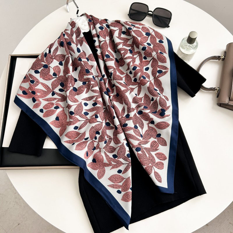Kwadratowa apaszka 90 cm, wyso – Scarf Silk Neck recenzja i cena