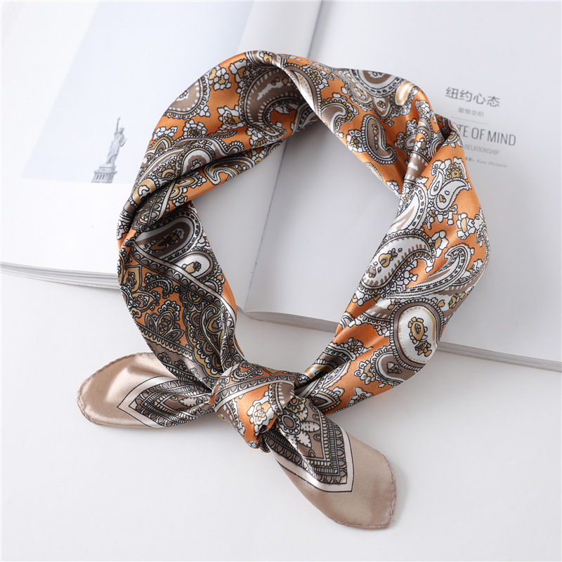 Luksusowa kwadratowa jedwabna  – Scarf Silk Neck recenzja i cena