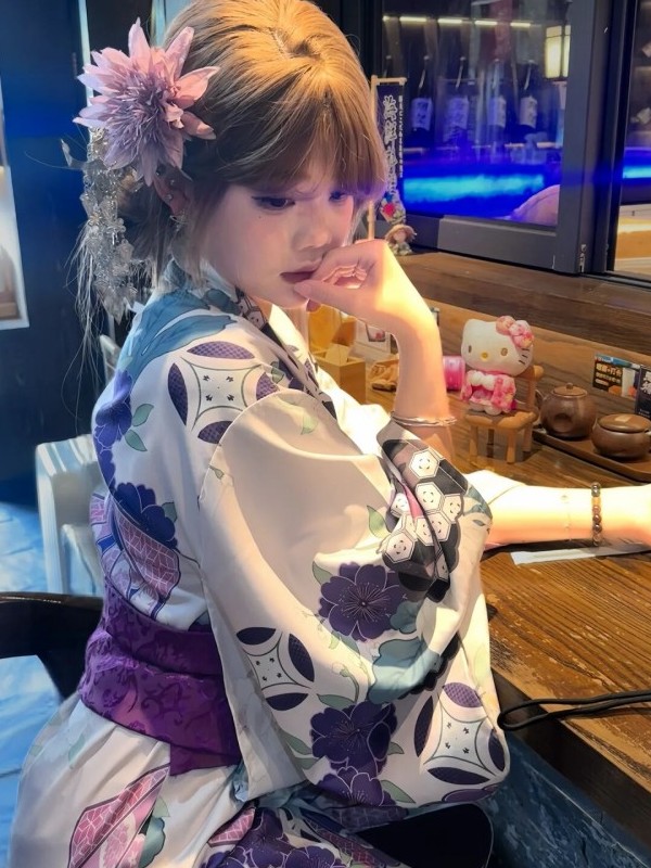 Tradycyjny fioletowy szlafrok  – Japanese Women Formal Wear recenzja i cena